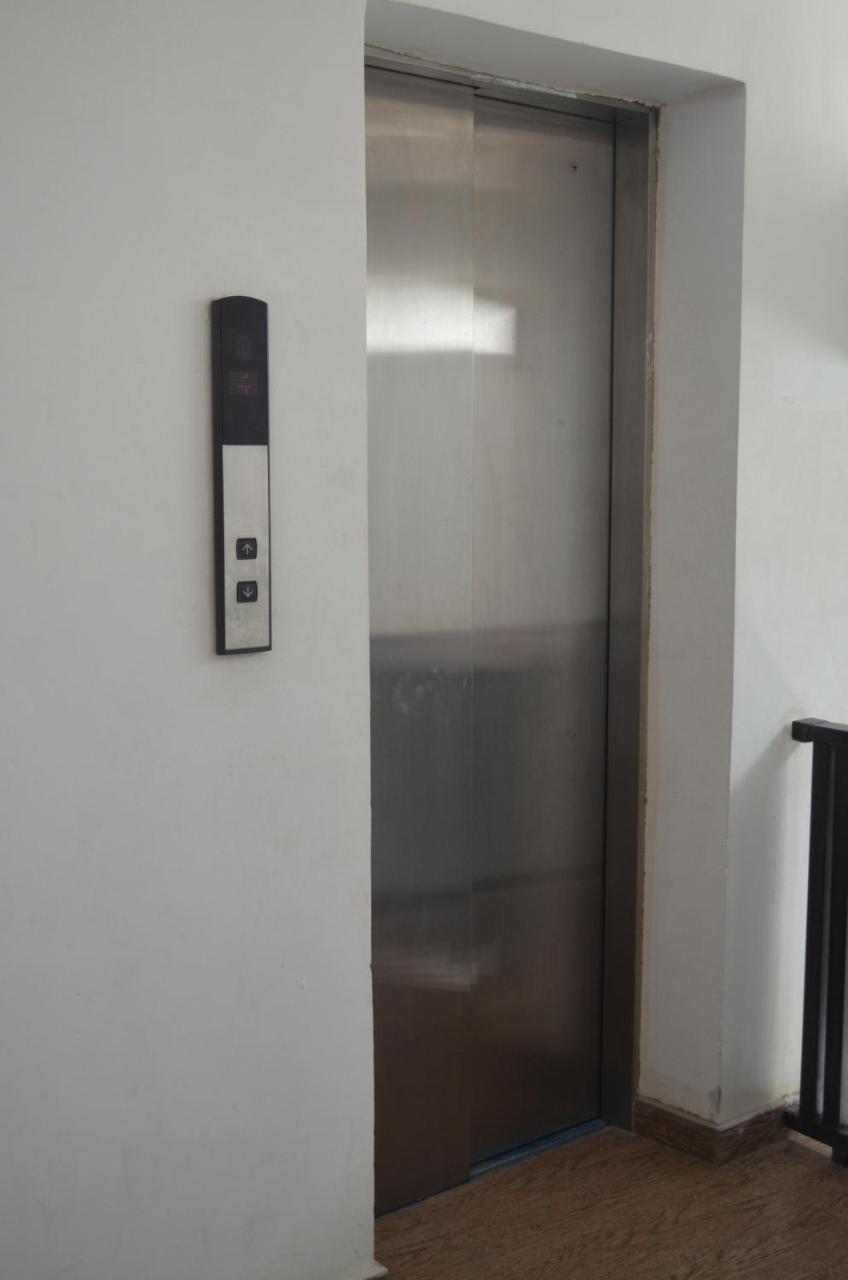 Mtatsminda Apartment ティビリシ エクステリア 写真
